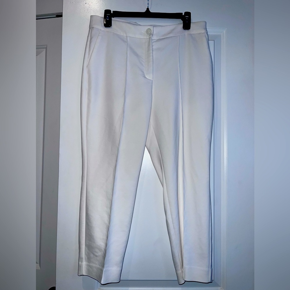EXPRESS ANKLE
HIGH RISE PANT
10P
PETITE/TAILLE PETITE